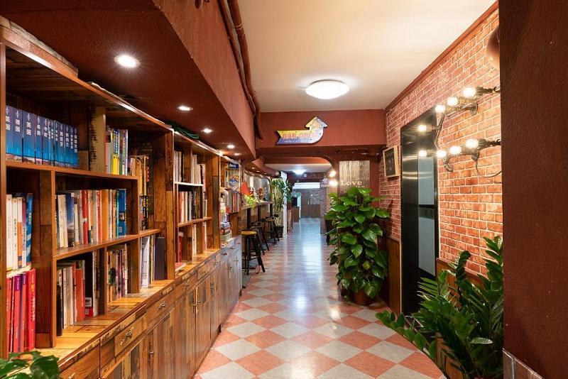 Nostalgia Hotel Beijing- Xidan Kültér fotó